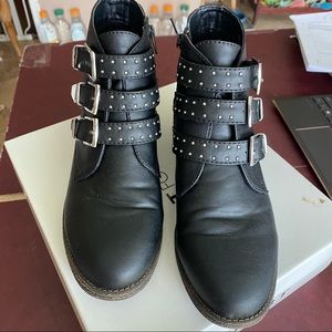 Women’s “Report” Boots